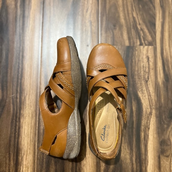 CLARKS Clarks Women's Ashland Spin Q Slip-On Loafer - Picture 2 of 6